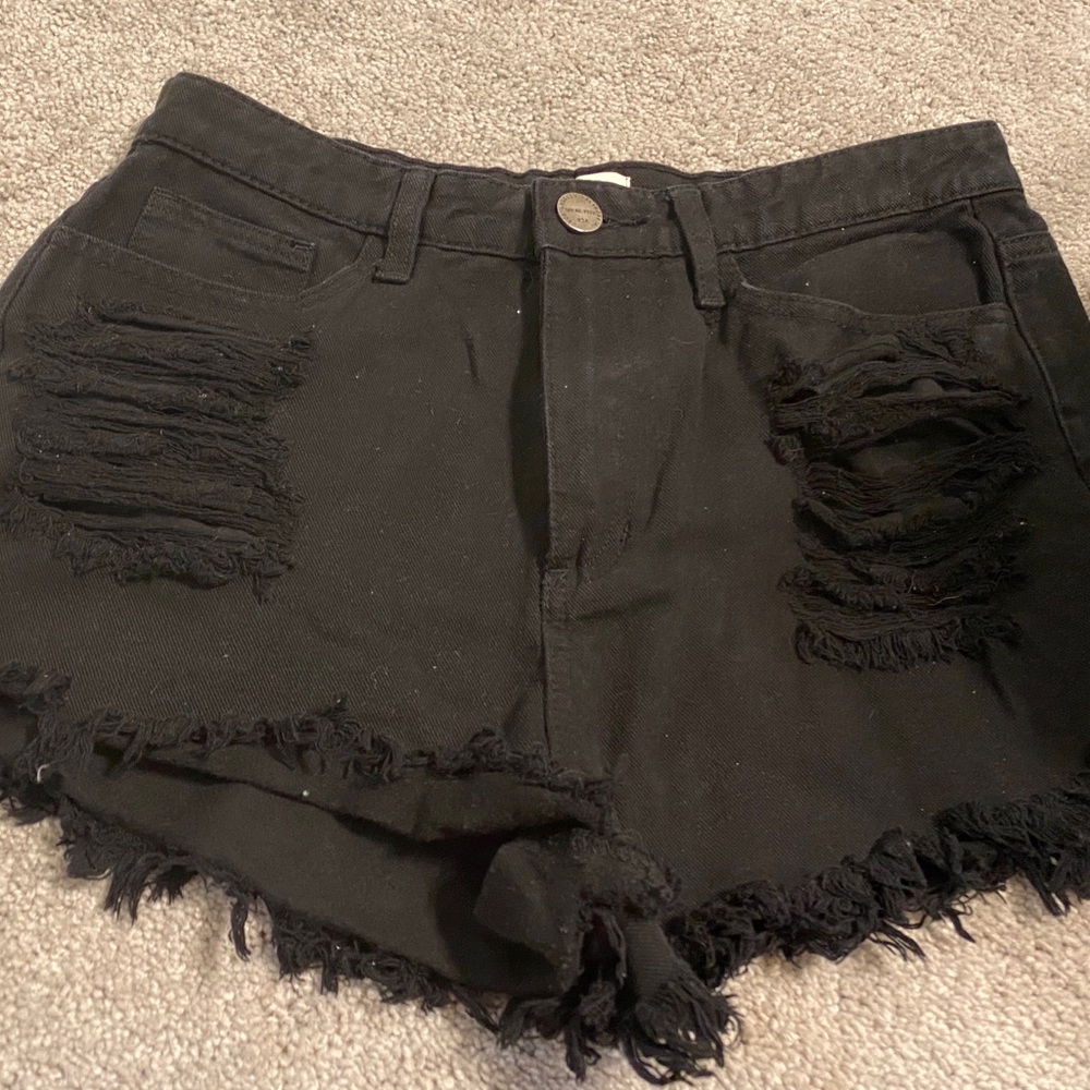 Sneak peek shorts